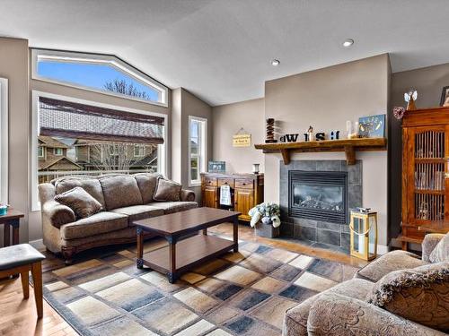 2179 Cantle Crt, Kamloops, BC - Indoor Photo Showing Living Room With Fireplace