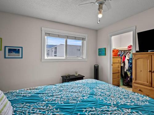 41-1697 Greenfield Ave, Kamloops, BC - Indoor Photo Showing Bedroom