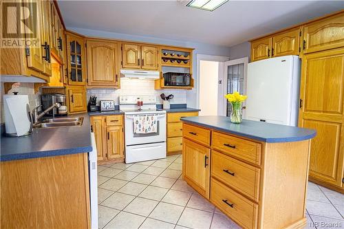 45 Estabrooks Avenue, Lincoln, NB - Indoor Photo Showing Kitchen With Double Sink