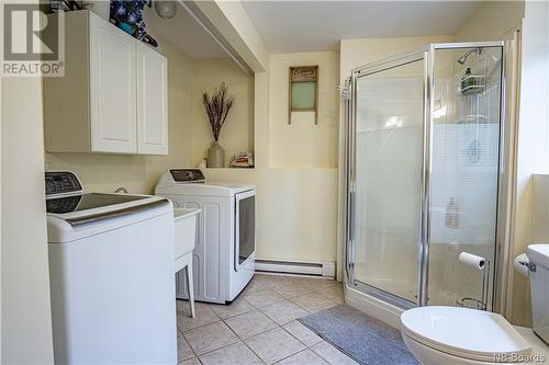45 Estabrooks Avenue, Lincoln, NB - Indoor Photo Showing Laundry Room