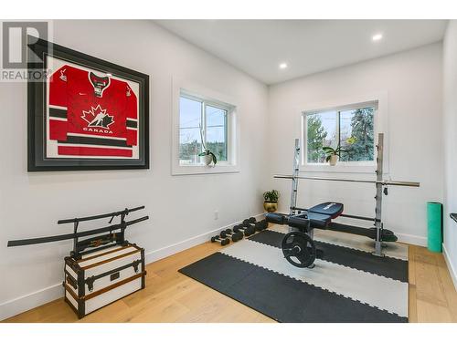 599 Sherwood Road, Kelowna, BC - Indoor Photo Showing Gym Room