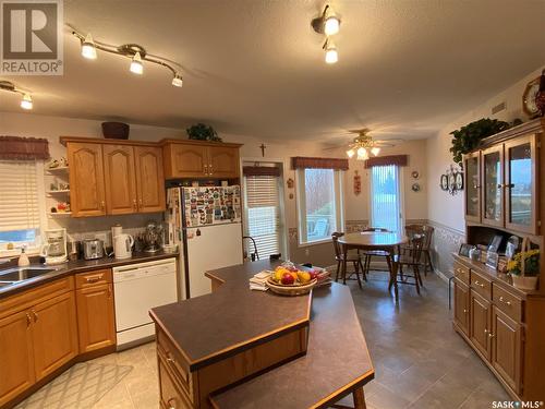 4 66 Russell Drive, Yorkton, SK - Indoor Photo Showing Kitchen