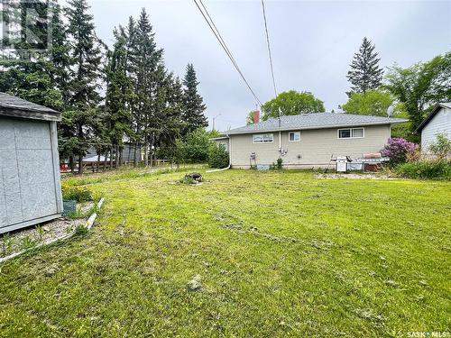 305 1St Street E, Meadow Lake, SK - Outdoor