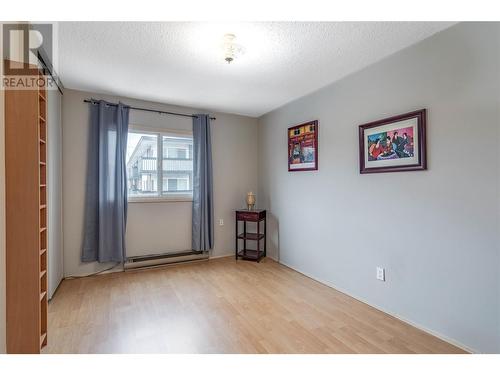 555 Rowcliffe Avenue Unit# 305, Kelowna, BC - Indoor Photo Showing Other Room