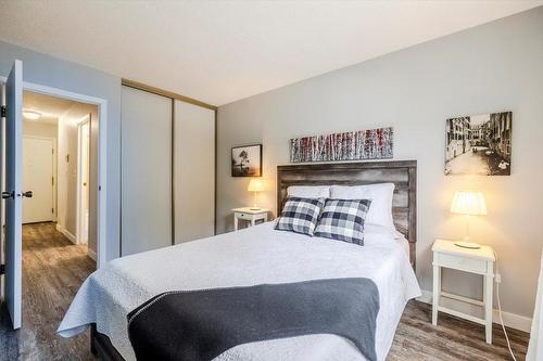 210B - 1299 Ponderosa Drive, Sparwood, BC - Indoor Photo Showing Bedroom