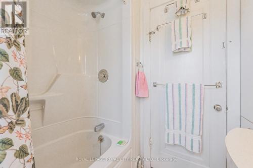 345 Sligo Rd W, Wellington North, ON - Indoor Photo Showing Bathroom
