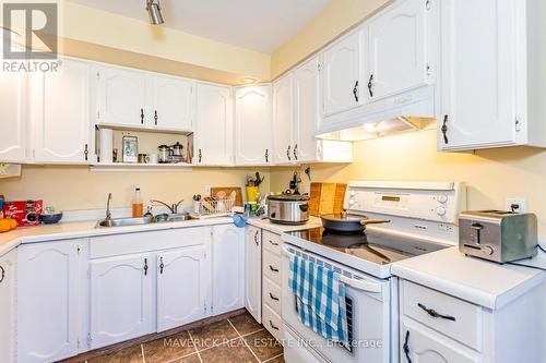 259 Randolph St, Southwest Middlesex, ON - Indoor Photo Showing Kitchen With Double Sink