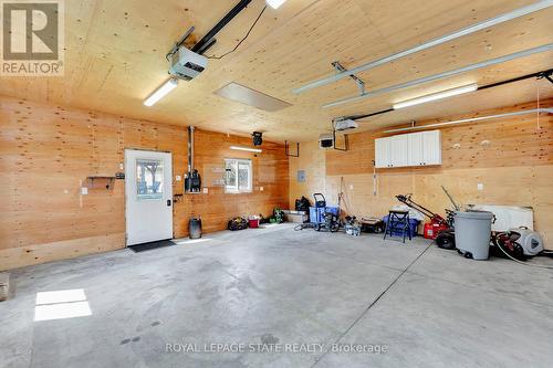 86 Lynden Rd, Hamilton, ON - Indoor Photo Showing Garage