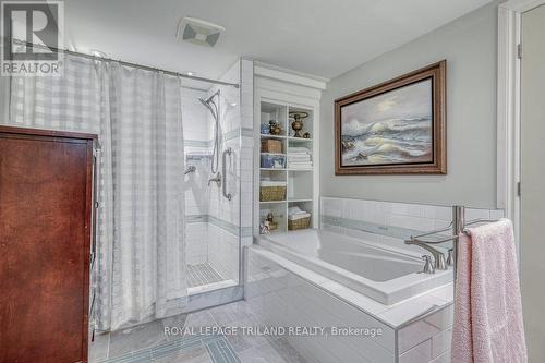 41821 Sparta Line, Central Elgin, ON - Indoor Photo Showing Bathroom