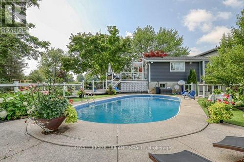 41821 Sparta Line, Central Elgin, ON - Outdoor With In Ground Pool