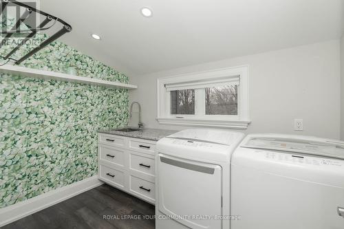 263 Riverbank Dr, Cambridge, ON - Indoor Photo Showing Laundry Room