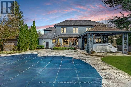 544 Gladwyne Crt, Mississauga, ON - Outdoor With In Ground Pool