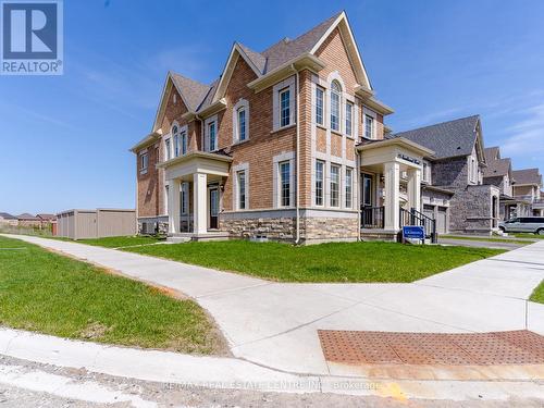 25 Smallwood Road, Brampton, ON - Outdoor With Facade