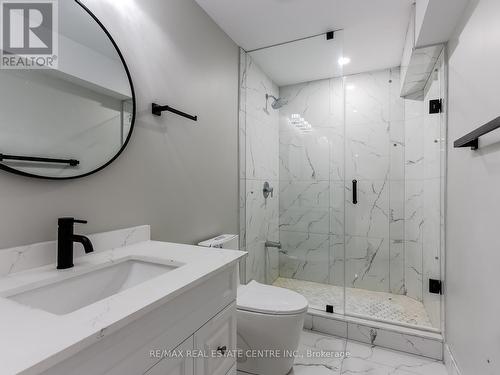 25 Smallwood Rd, Brampton, ON - Indoor Photo Showing Bathroom