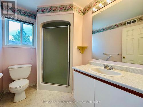 57 Head St, Kawartha Lakes, ON - Indoor Photo Showing Bathroom