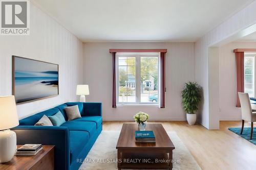 57 Head St, Kawartha Lakes, ON - Indoor Photo Showing Living Room