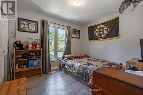 16 Kenver St, Kawartha Lakes, ON - Indoor Photo Showing Bedroom