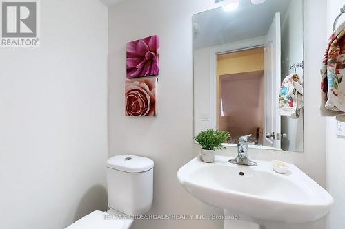 56 Artania Street, Oshawa, ON - Indoor Photo Showing Bathroom