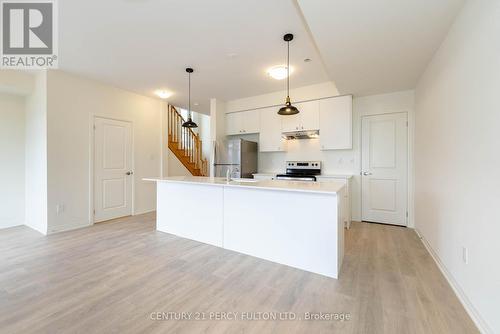 38 Emmas Way, Whitby, ON - Indoor Photo Showing Kitchen