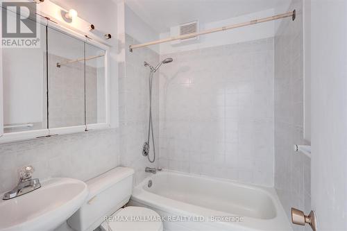 31 Shudell Ave, Toronto, ON - Indoor Photo Showing Bathroom