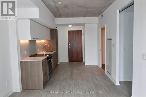 #1109 -25 Baseball Pl, Toronto, ON - Indoor Photo Showing Kitchen