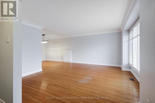 #Main -462 Springbank Cres, Burlington, ON - Indoor Photo Showing Other Room