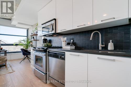 #503 -90 Broadview Ave, Toronto, ON - Indoor Photo Showing Kitchen With Upgraded Kitchen