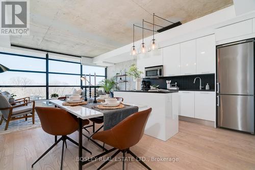 #503 -90 Broadview Ave, Toronto, ON - Indoor Photo Showing Kitchen