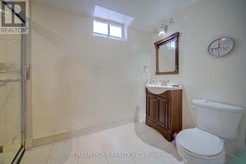 17 Caldbeck Ave, Markham, ON - Indoor Photo Showing Bathroom