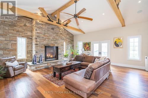 3591 Davis Dr, Whitchurch-Stouffville, ON - Indoor Photo Showing Living Room With Fireplace