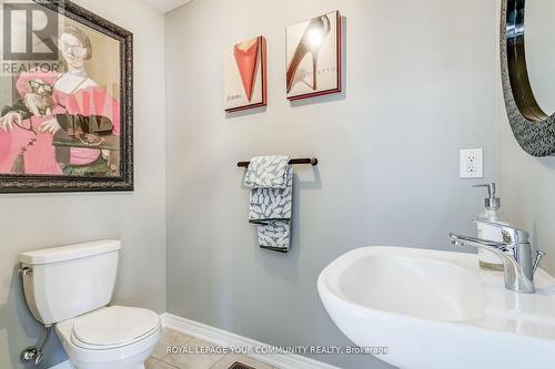 20 Globemaster Lane, Richmond Hill, ON - Indoor Photo Showing Bathroom