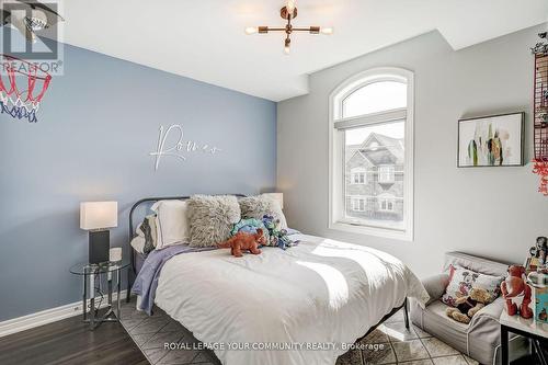 20 Globemaster Lane, Richmond Hill, ON - Indoor Photo Showing Bedroom