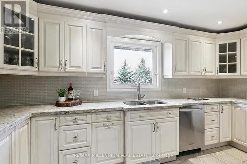 7600 County Rd 1 Rd, Adjala-Tosorontio, ON - Indoor Photo Showing Kitchen With Double Sink