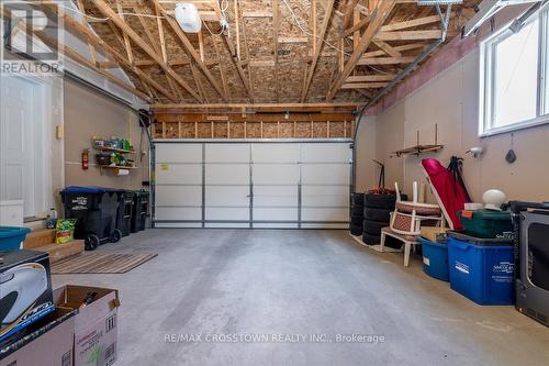 7 Ainsworth Drive, Ramara, ON - Indoor Photo Showing Garage