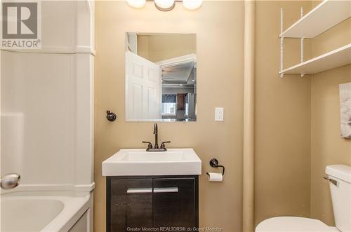 7 River Rd, Elgin, NB - Indoor Photo Showing Bathroom