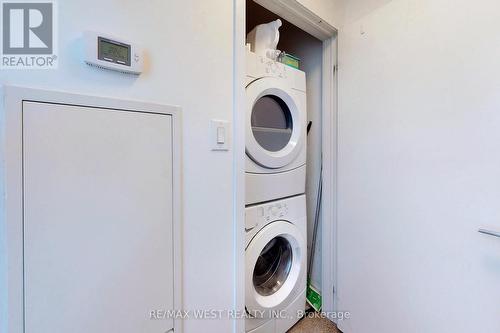 804 - 510 King Street E, Toronto, ON - Indoor Photo Showing Laundry Room