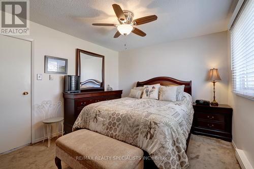 56 - 5005 Pinedale Avenue, Burlington, ON - Indoor Photo Showing Bedroom