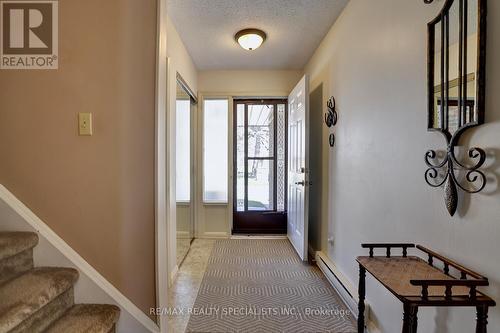 #56 -5005 Pinedale Ave, Burlington, ON - Indoor Photo Showing Other Room