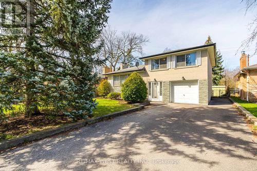 14 Whitelock Crescent, Toronto, ON - Outdoor