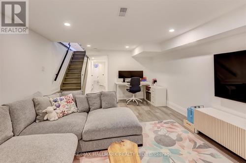 46 Borden Street, Toronto, ON - Indoor Photo Showing Living Room