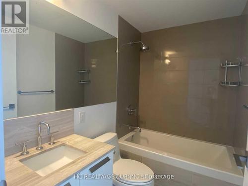 3712 - 50 Charles Street E, Toronto, ON - Indoor Photo Showing Bathroom