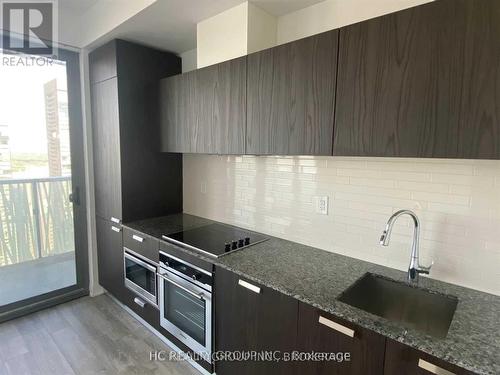 3712 - 50 Charles Street E, Toronto, ON - Indoor Photo Showing Kitchen With Upgraded Kitchen