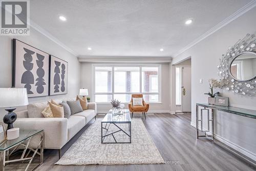 167 Kingslake Rd, Toronto, ON - Indoor Photo Showing Living Room