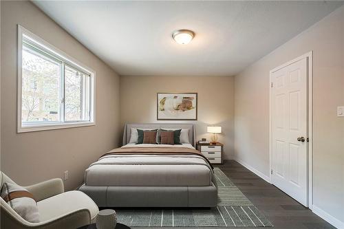 13 Frederick Avenue, Hamilton, ON - Indoor Photo Showing Bedroom