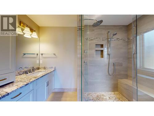 991 Cascade Place, Kelowna, BC - Indoor Photo Showing Bathroom