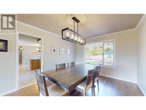 991 Cascade Place, Kelowna, BC - Indoor Photo Showing Dining Room