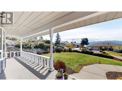 991 Cascade Place, Kelowna, BC - Outdoor With Deck Patio Veranda