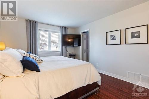 995 Belvedere Avenue, Rockland, ON - Indoor Photo Showing Bedroom