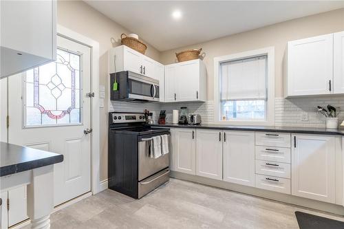 25 Proctor Boulevard|Unit #1, Hamilton, ON - Indoor Photo Showing Kitchen With Upgraded Kitchen