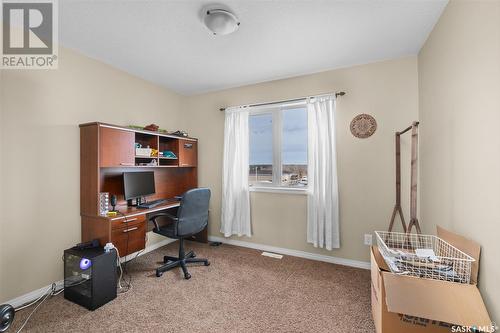 16 1600 Muzzy Drive, Prince Albert, SK - Indoor Photo Showing Office